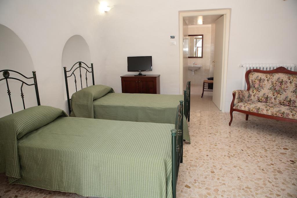 Willa Agriturismo Masseria Casedde Vecchie Martina Franca Pokój zdjęcie